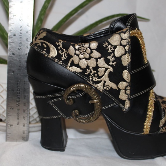 Funtasma Louis XIII Style Shoe Size 9 - Picture 5 of 5